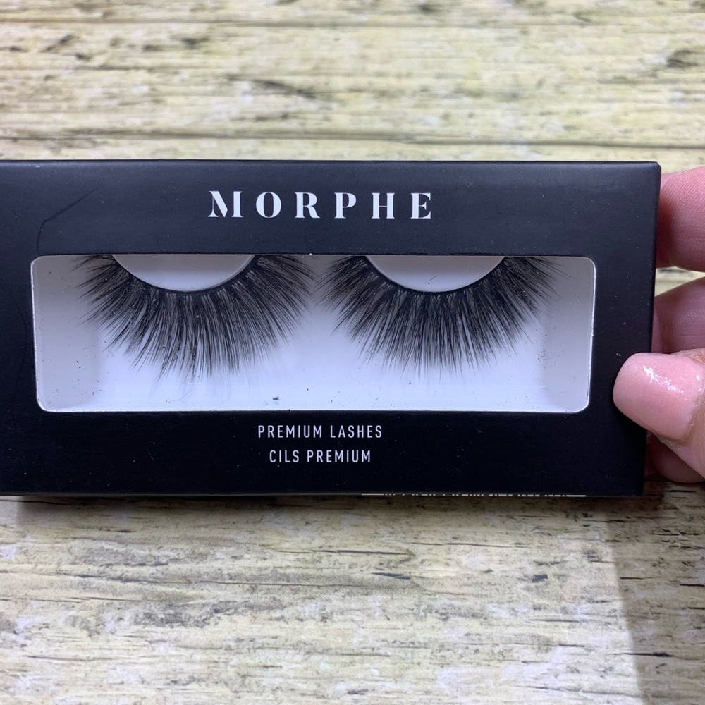 NEW! Morphe Premium Lashes - Sophisticated